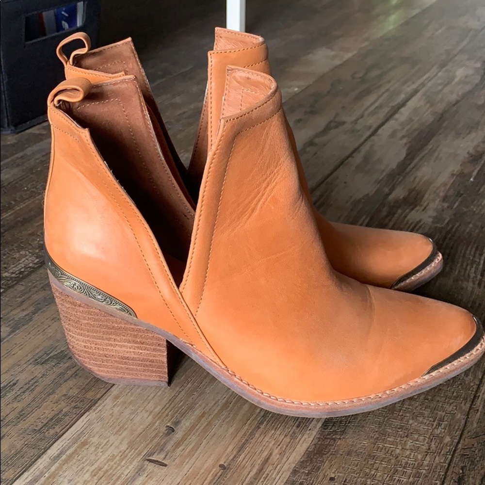 Jeffrey Campbell Cromwell Western Booties